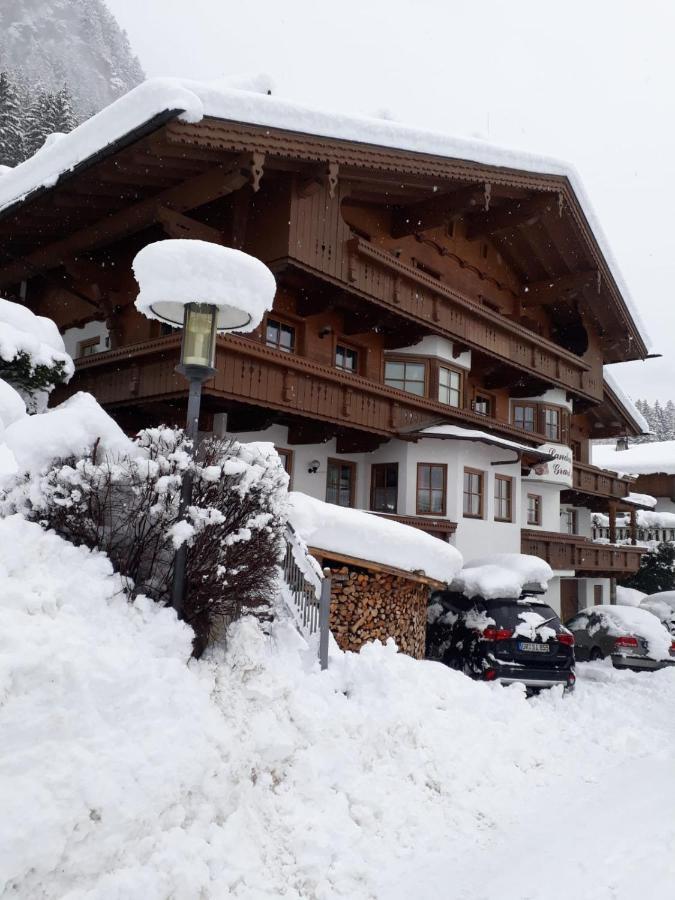 Landhaus Granat Mayrhofen Dış mekan fotoğraf