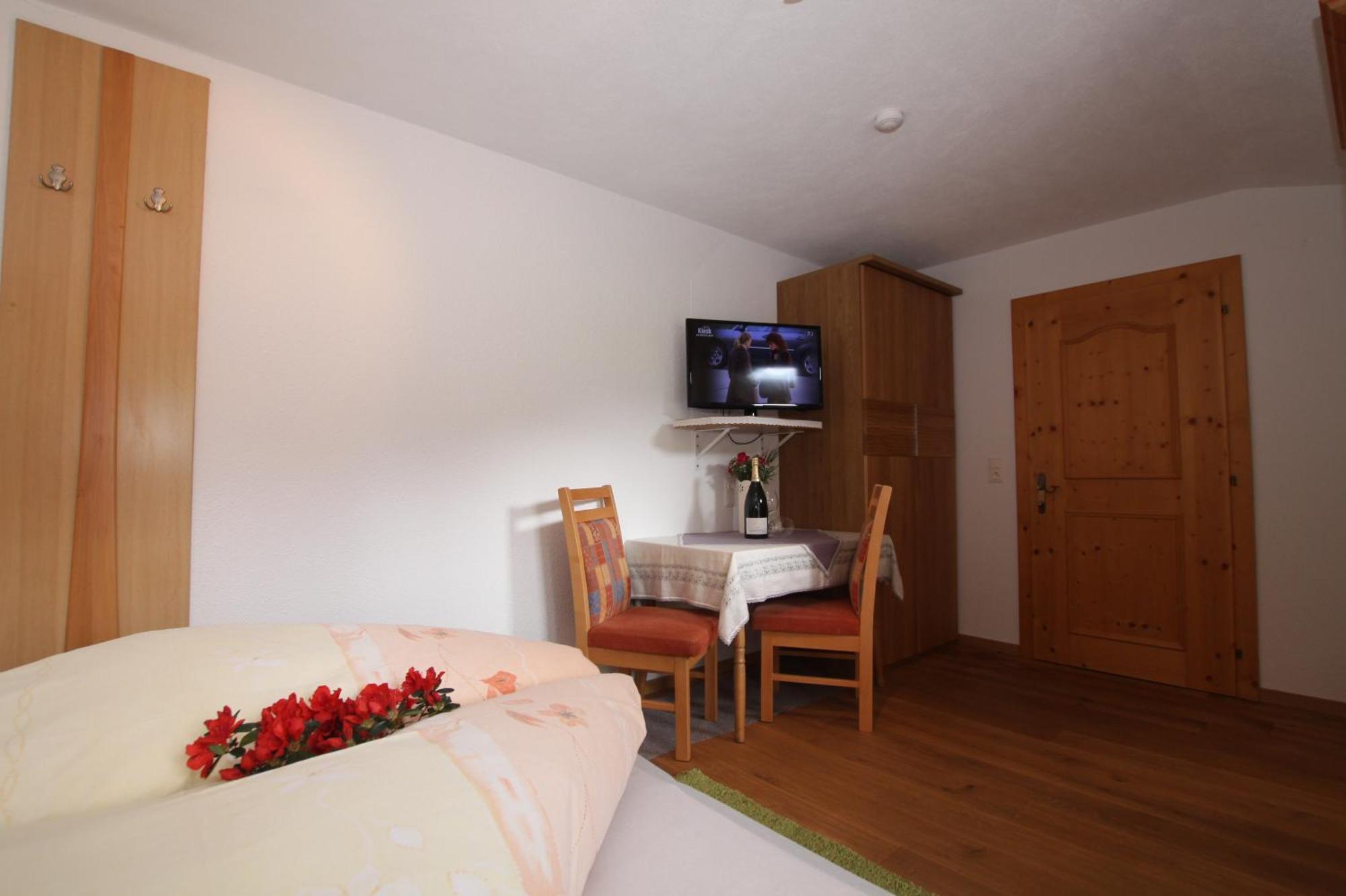 Landhaus Granat Mayrhofen Dış mekan fotoğraf